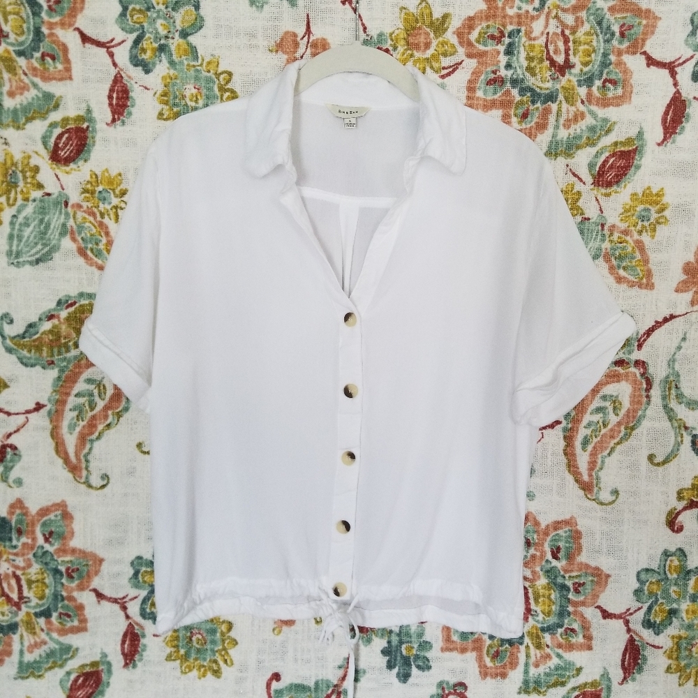 NWOT White Summer Blouse